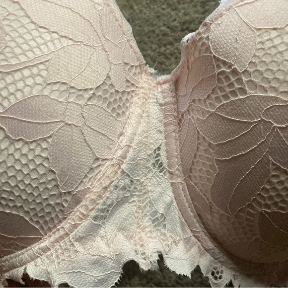 Adrienne Vittadinni Bra-SZ 40DD - Picture 4 of 10